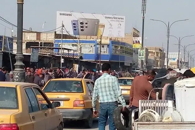 Billboard at Al Tahadi Street, Al-Qadisiyah