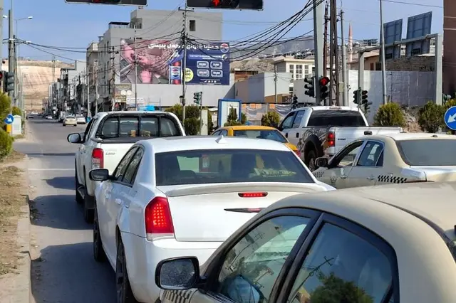 Billboard at Maski Street, Duhok
